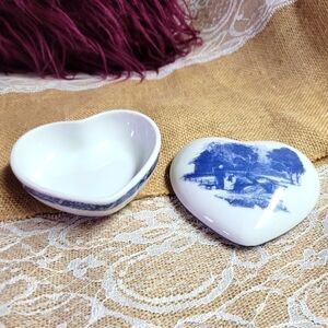 Rare Vintage Estee lauder blue and white porcela trinket dish with lid